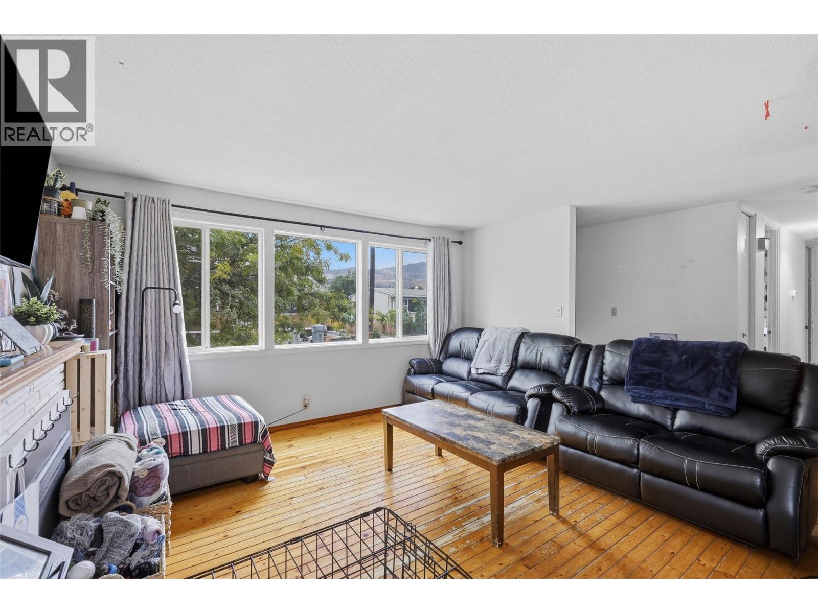 211 Fort Avenue, Kamloops, British Columbia  V2B 1H4 - Photo 3 - 10403090