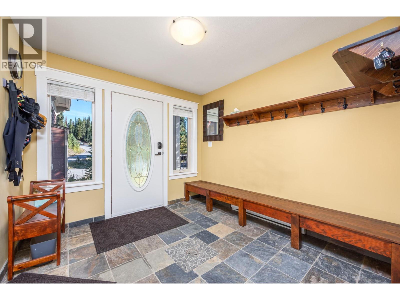 720 Monashee Court, Silver Star, British Columbia  V1B 0S5 - Photo 34 - 10401037