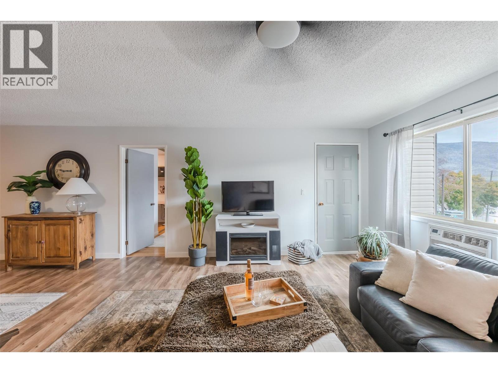 529 Co-Op Avenue Unit# 10, Oliver, British Columbia  V0H 1T0 - Photo 25 - 10403077