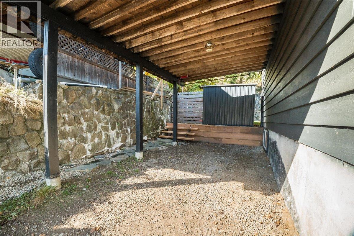 1765 Ridgewood Road, Nelson, British Columbia  V1L 6J9 - Photo 10 - 10402573