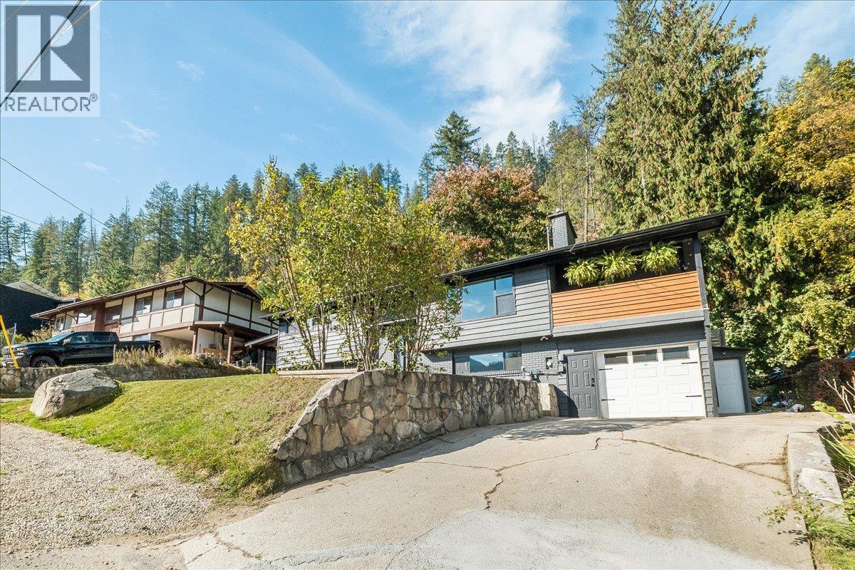 1765 Ridgewood Road, Nelson, British Columbia  V1L 6J9 - Photo 7 - 10402573