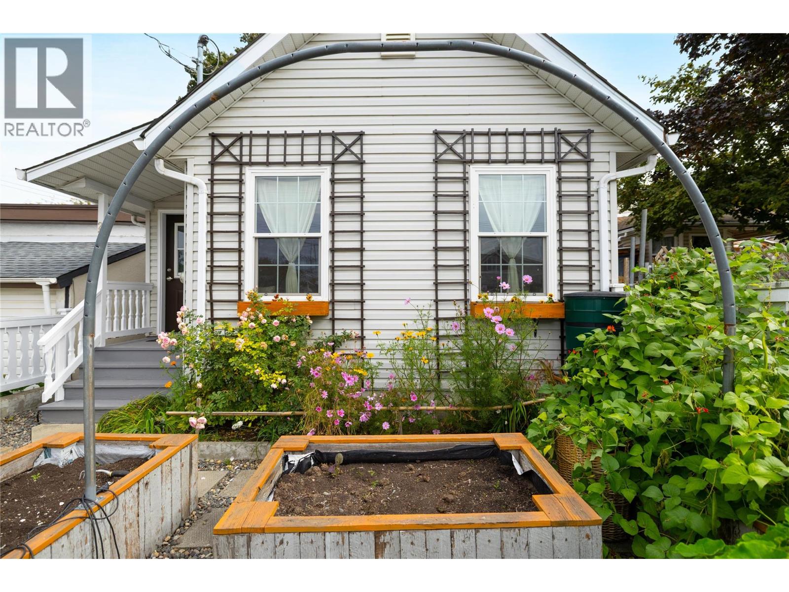 2213 33 Street, Vernon, British Columbia  V1T 5S2 - Photo 27 - 10402994