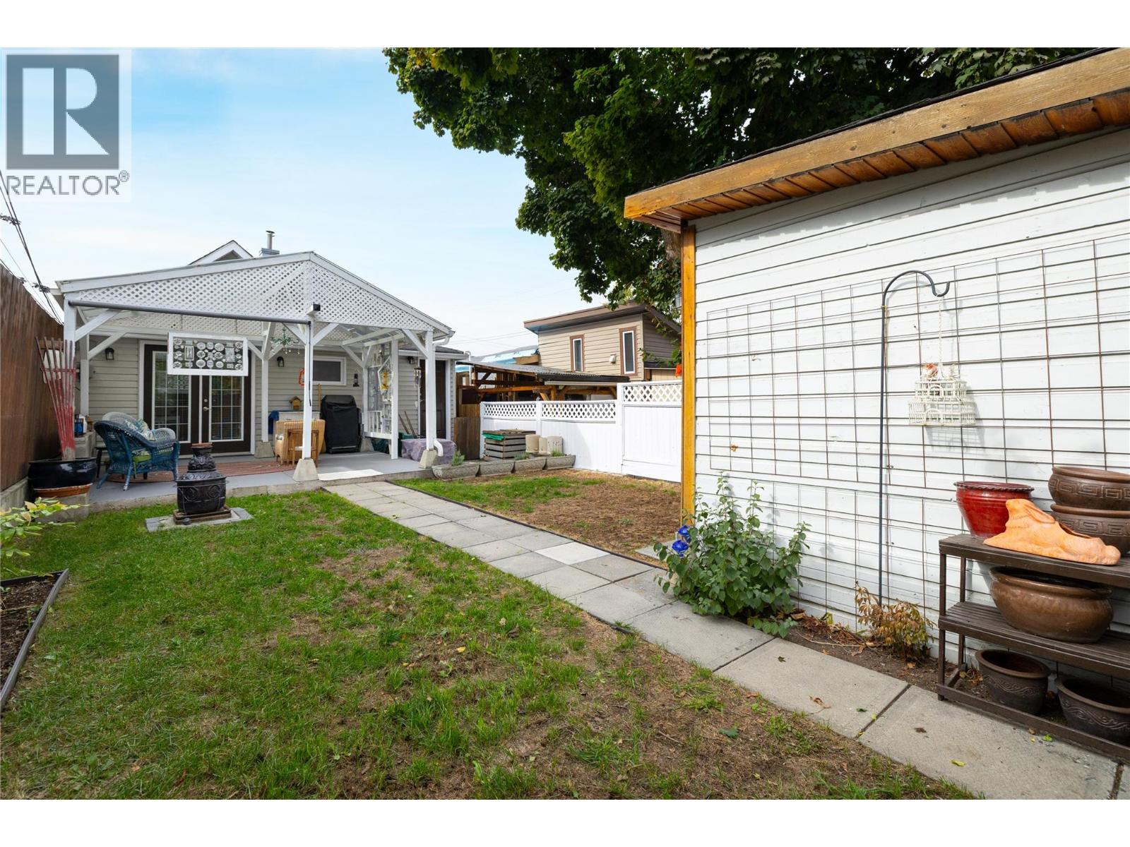 2213 33 Street, Vernon, British Columbia  V1T 5S2 - Photo 36 - 10402994