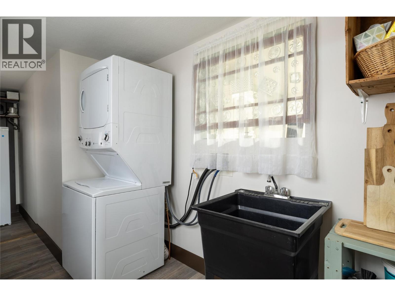 2213 33 Street, Vernon, British Columbia  V1T 5S2 - Photo 7 - 10402994