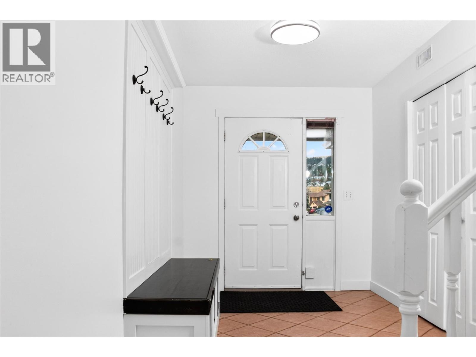 478 Malahat Place, Kamloops, British Columbia  V2E 2M8 - Photo 16 - 10403135