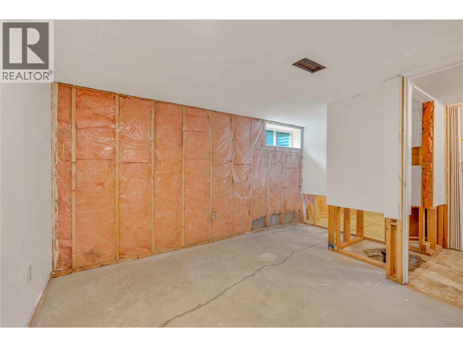 692 Vancouver Avenue, Penticton, British Columbia  V2A 1A6 - Photo 33 - 10403036