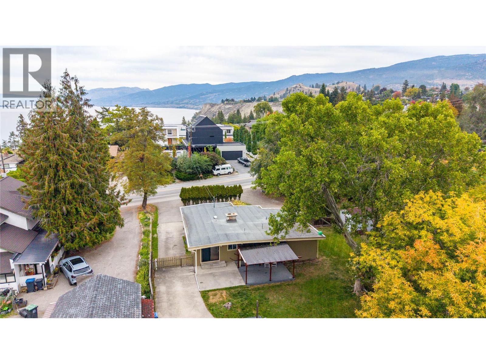 692 Vancouver Avenue, Penticton, British Columbia  V2A 1A6 - Photo 50 - 10403036