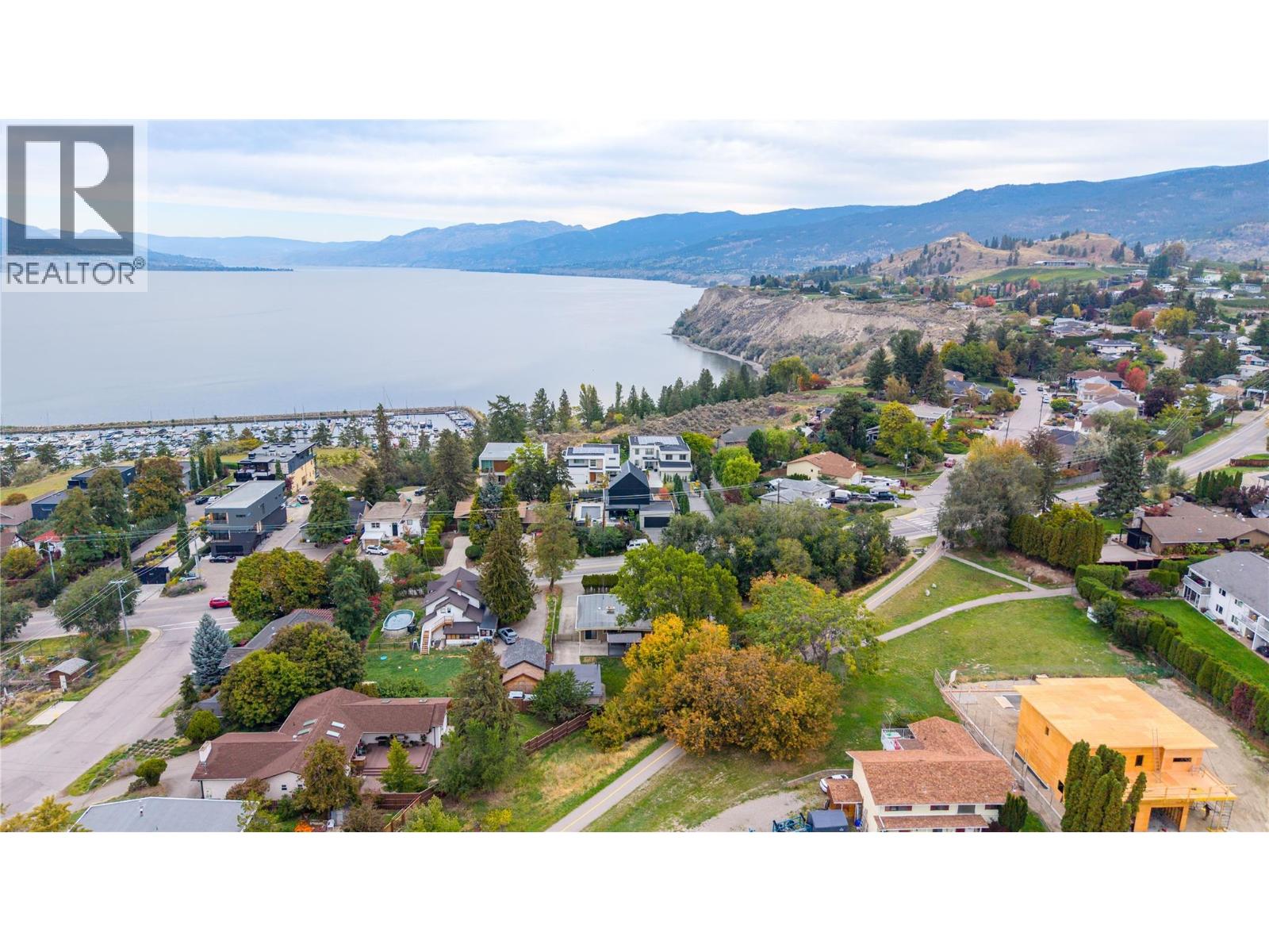 692 Vancouver Avenue, Penticton, British Columbia  V2A 1A6 - Photo 52 - 10403036