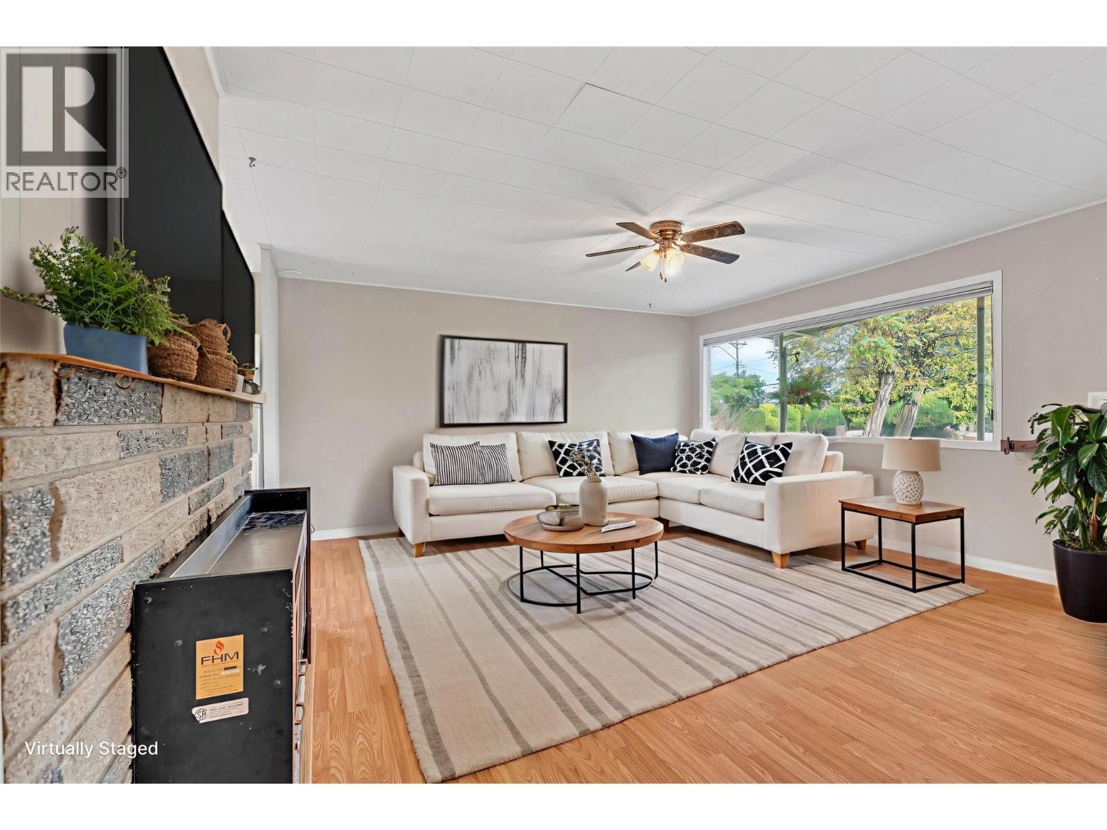 692 Vancouver Avenue, Penticton, British Columbia  V2A 1A6 - Photo 6 - 10403036
