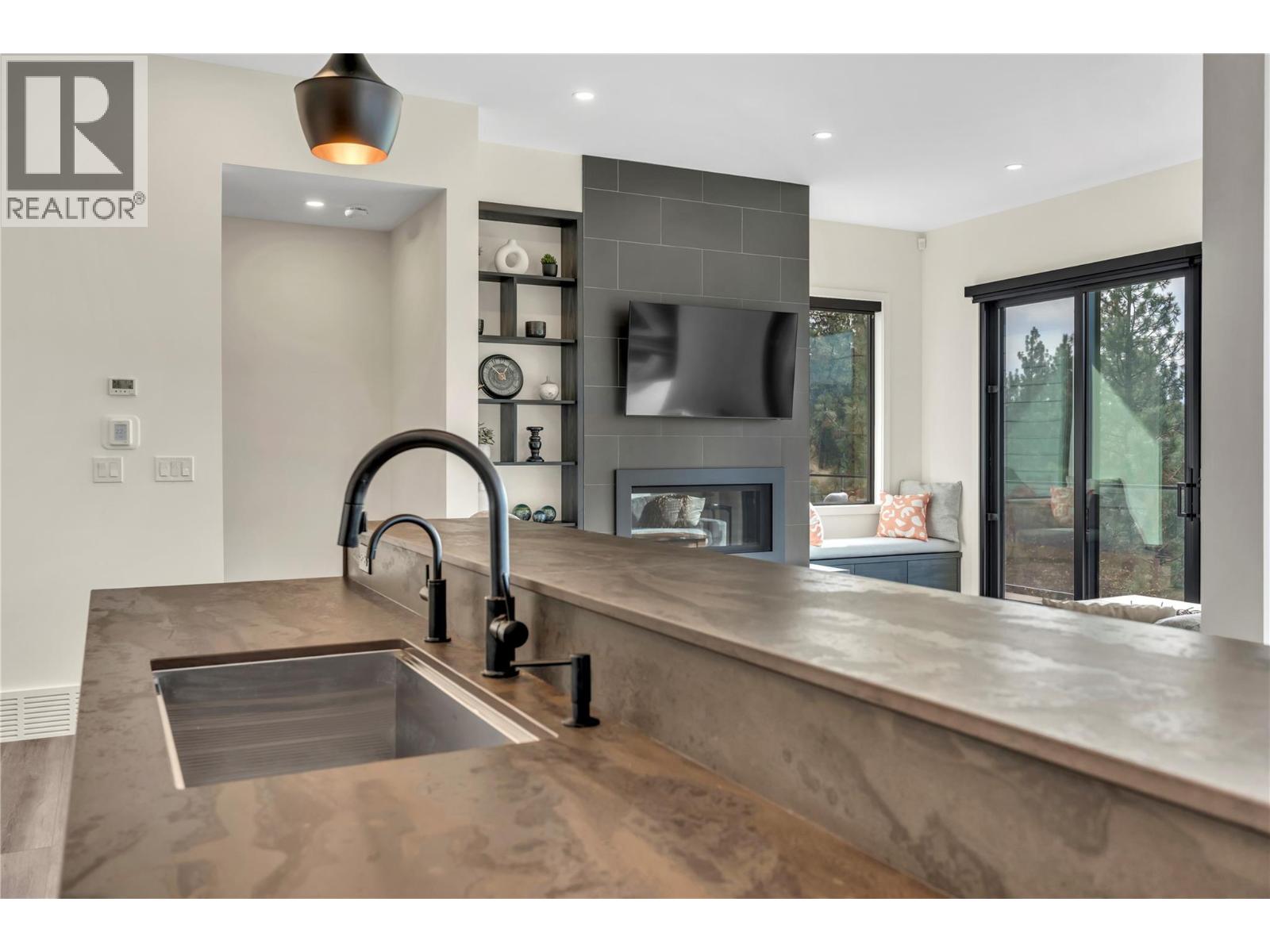 3331 Evergreen Drive Unit# 117, Penticton, British Columbia  V2A 0J3 - Photo 23 - 10403035