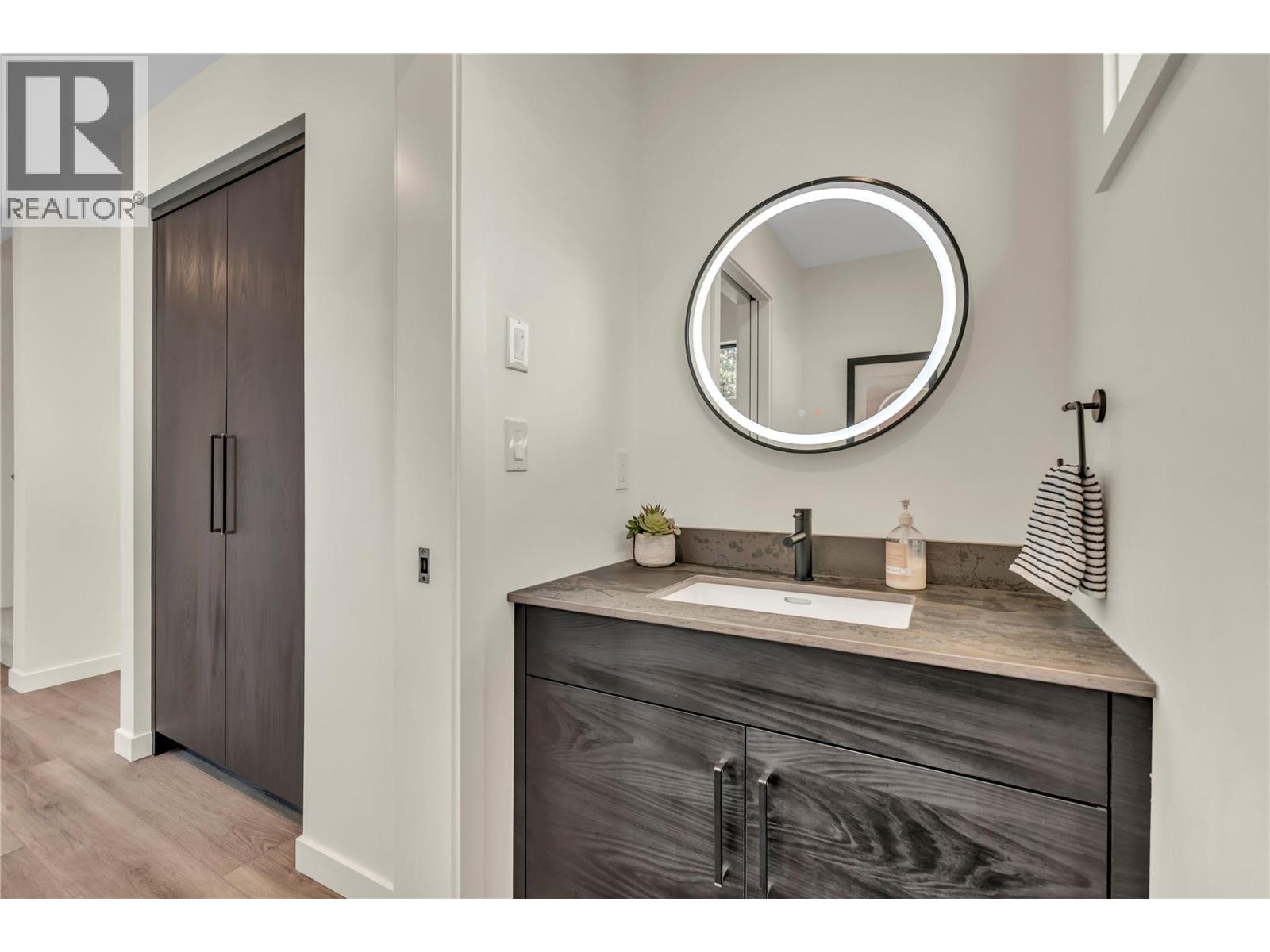 3331 Evergreen Drive Unit# 117, Penticton, British Columbia  V2A 0J3 - Photo 6 - 10403035