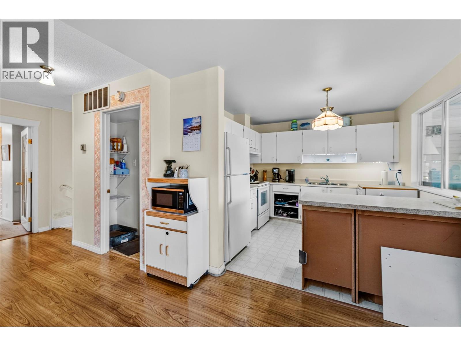 137 Mcgill Road Unit# 75, Kamloops, British Columbia  V2C 1L9 - Photo 5 - 10402997