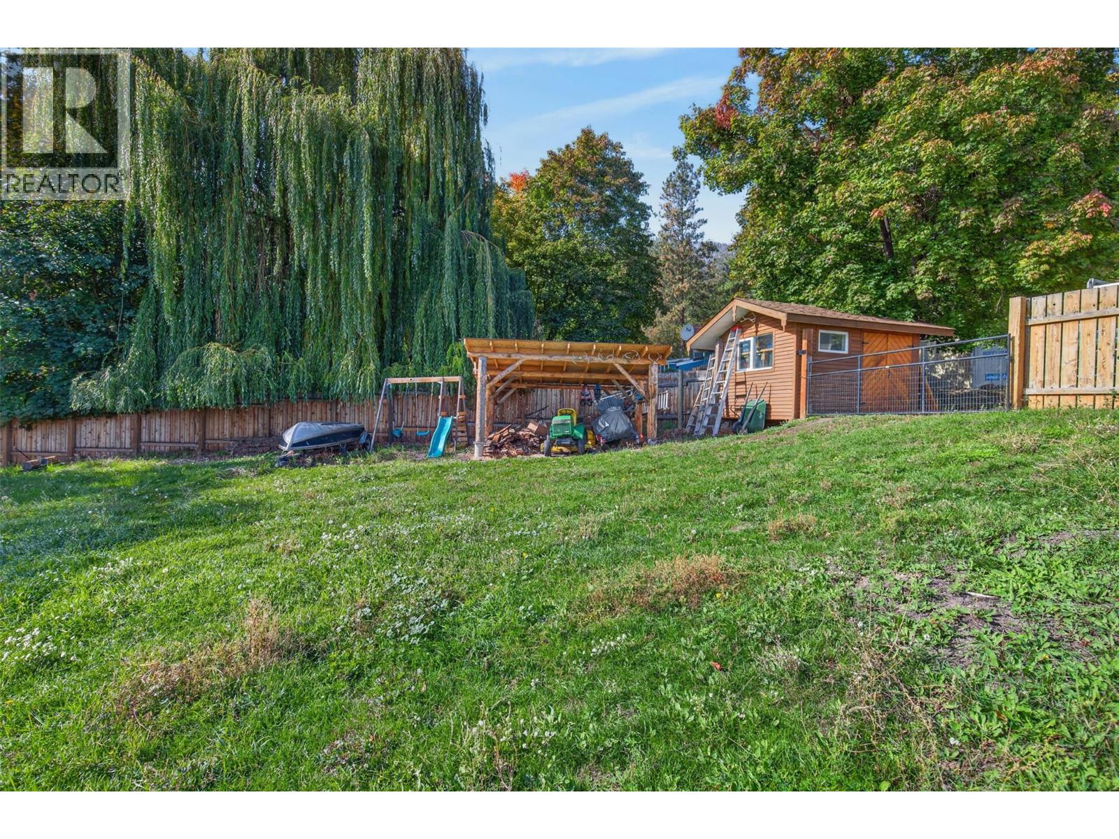 359 Kildare Way, Vernon, British Columbia  V1H 2C7 - Photo 40 - 10403004