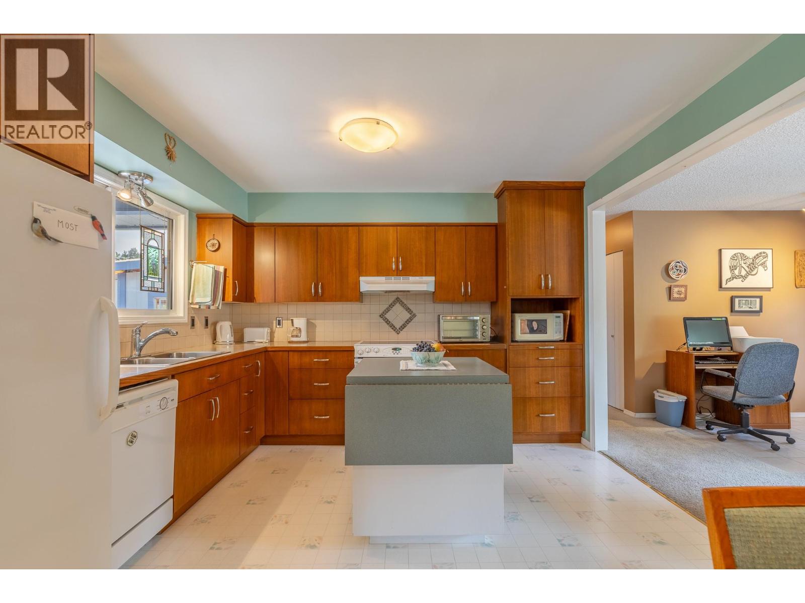 12409 Wright Avenue, Summerland, British Columbia  V0H 1Z0 - Photo 11 - 10402283