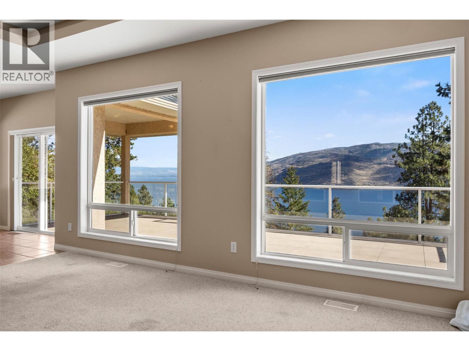 6455 Vernon Avenue, Peachland, British Columbia  V0H 1X8 - Photo 11 - 10401899