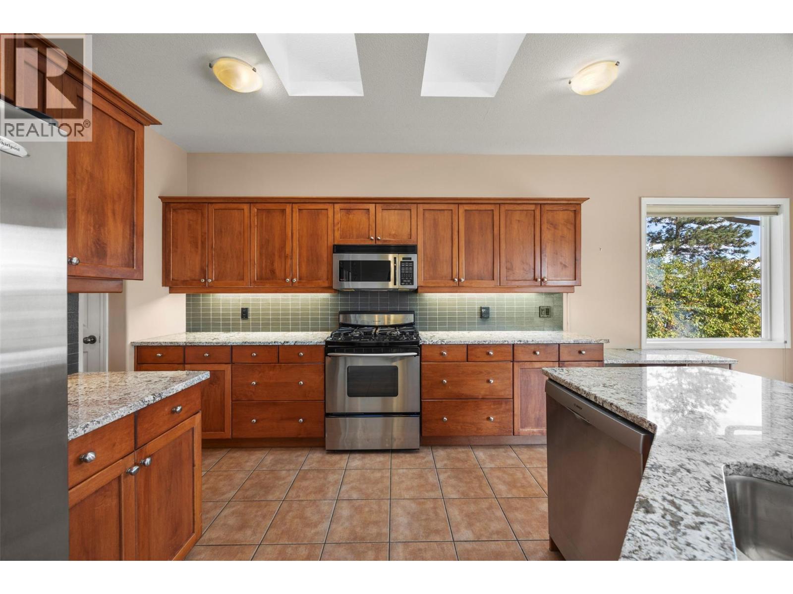 6455 Vernon Avenue, Peachland, British Columbia  V0H 1X8 - Photo 22 - 10401899
