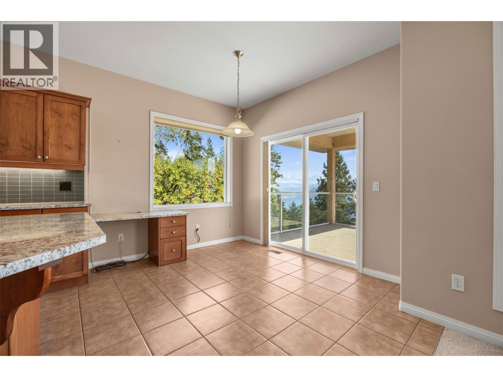 6455 Vernon Avenue, Peachland, British Columbia  V0H 1X8 - Photo 23 - 10401899