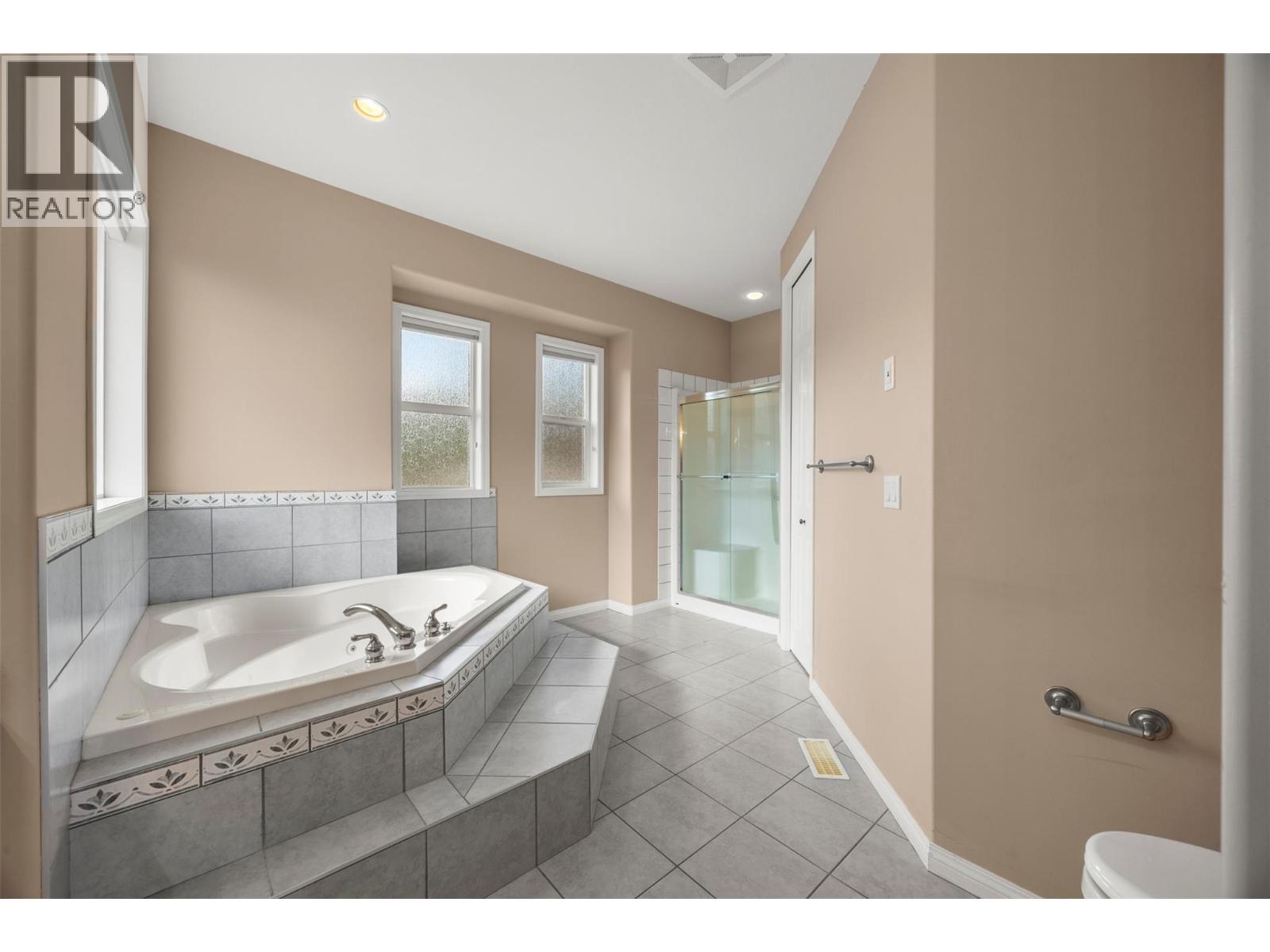 6455 Vernon Avenue, Peachland, British Columbia  V0H 1X8 - Photo 26 - 10401899