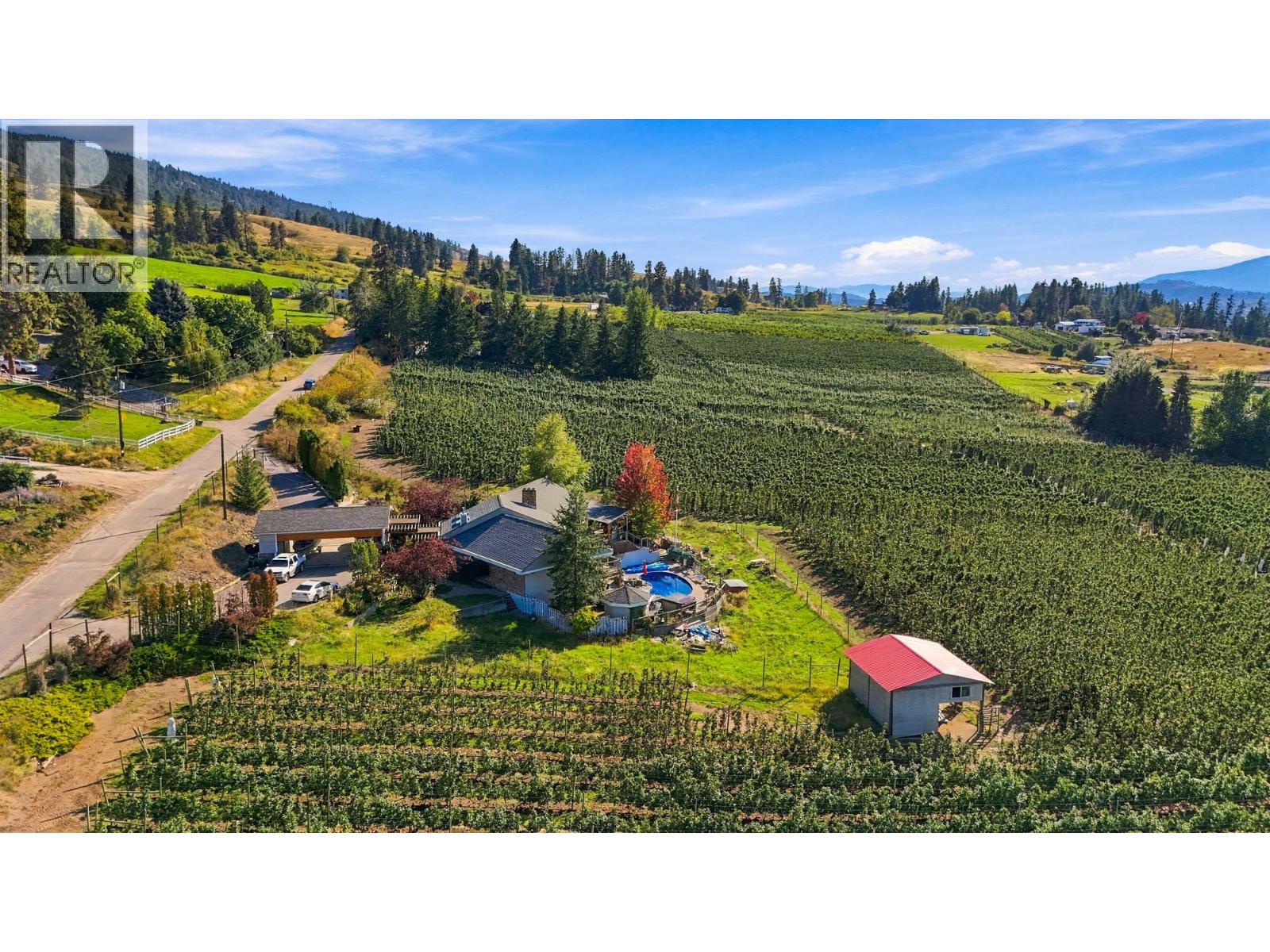 13090 Trewhitt Road, Lake Country, British Columbia  V4V 2B1 - Photo 3 - 10403164