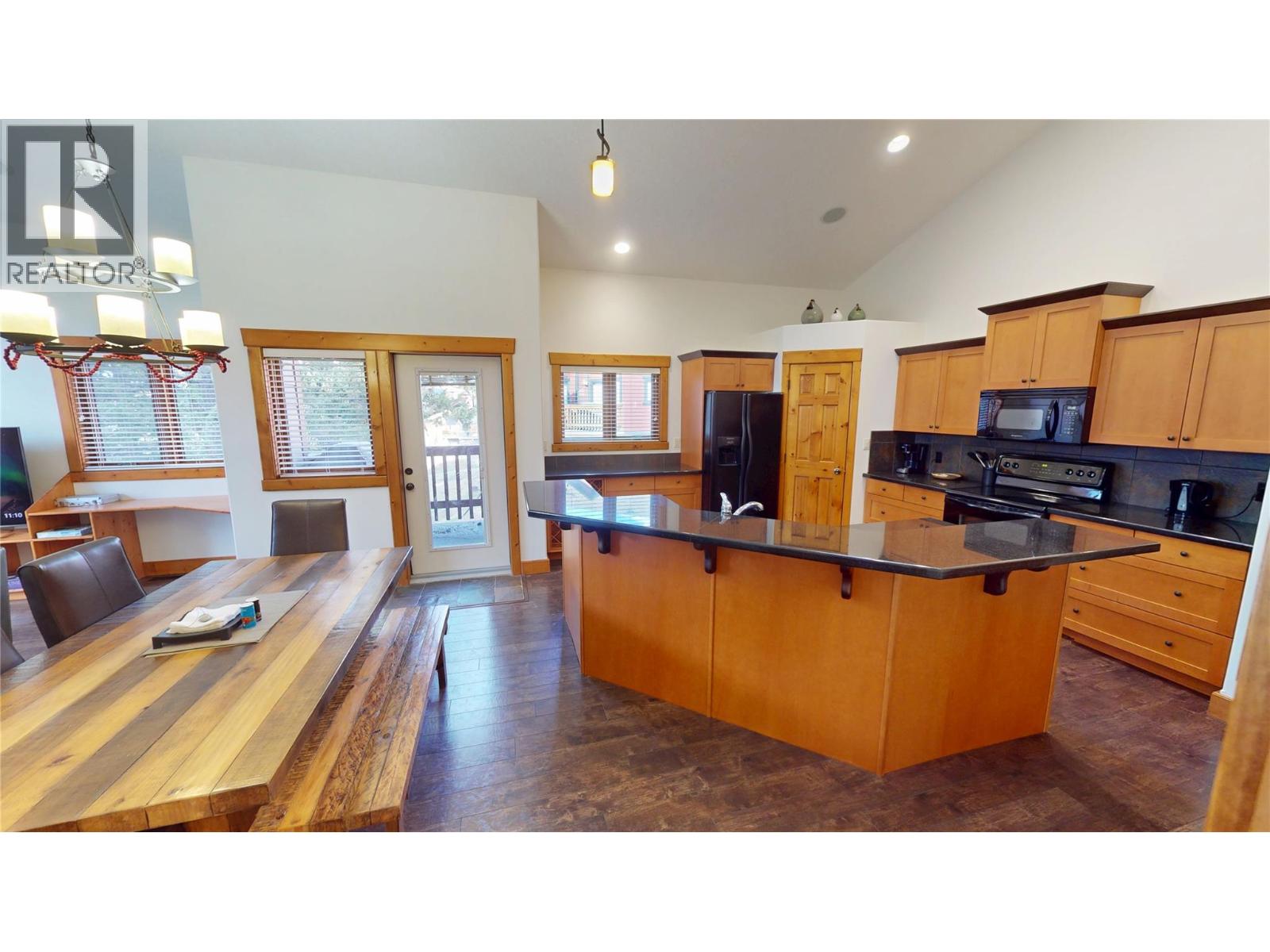 7305 Copperhorn Drive, Radium Hot Springs, British Columbia  V0A 1M0 - Photo 17 - 10402664