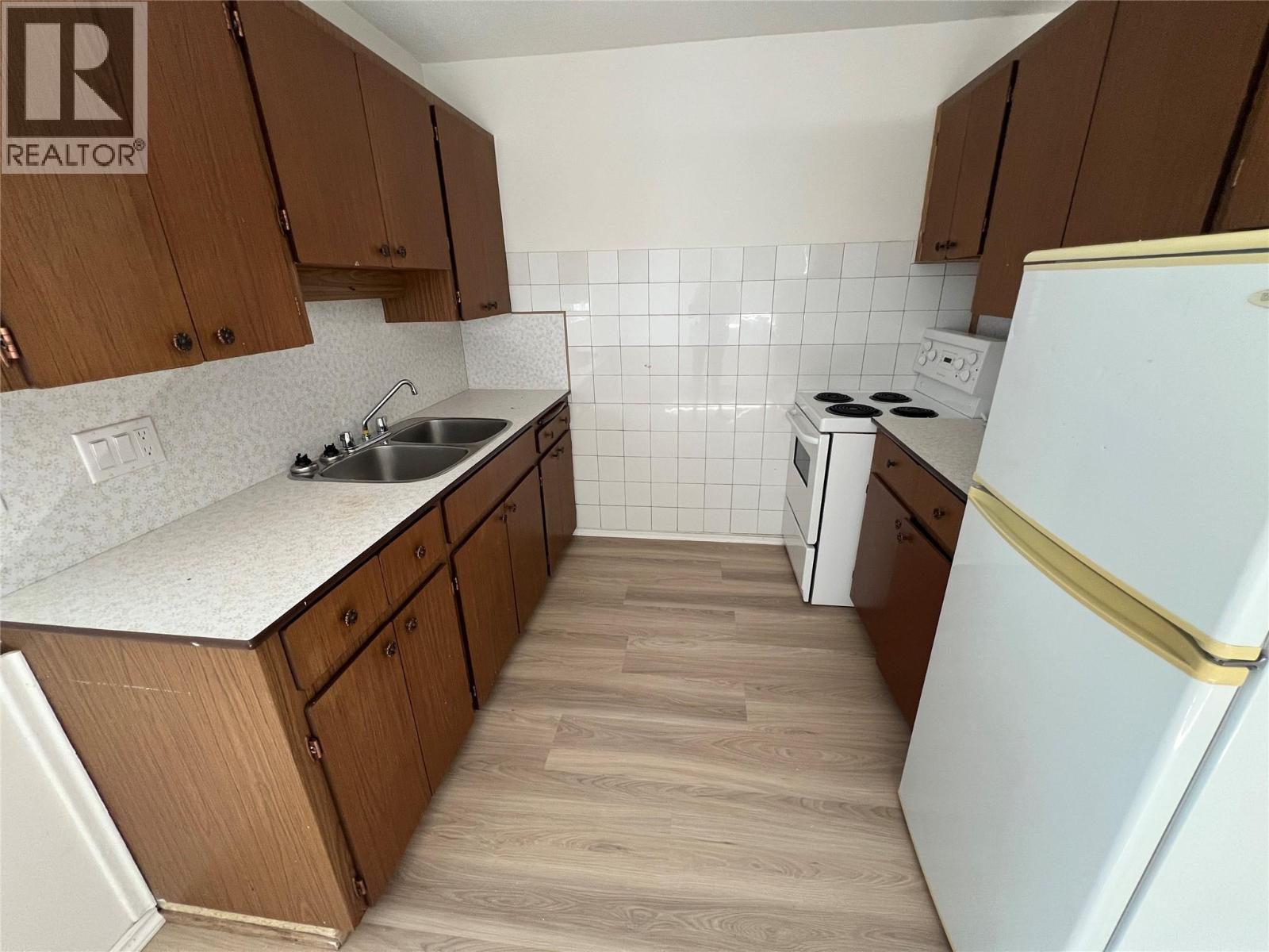 631 Burns Street, Penticton, British Columbia  V2A 4X2 - Photo 14 - 10402133