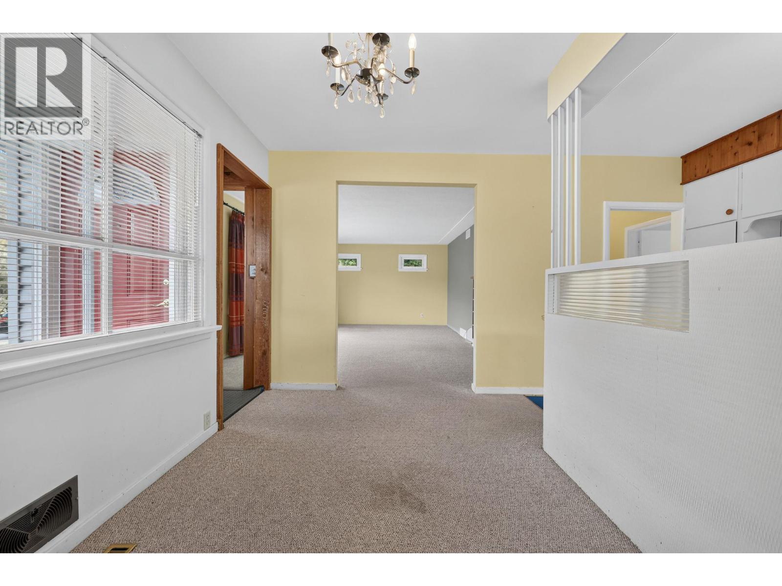 879 Trench Court, Kelowna, British Columbia  V1Y 8H3 - Photo 10 - 10402537