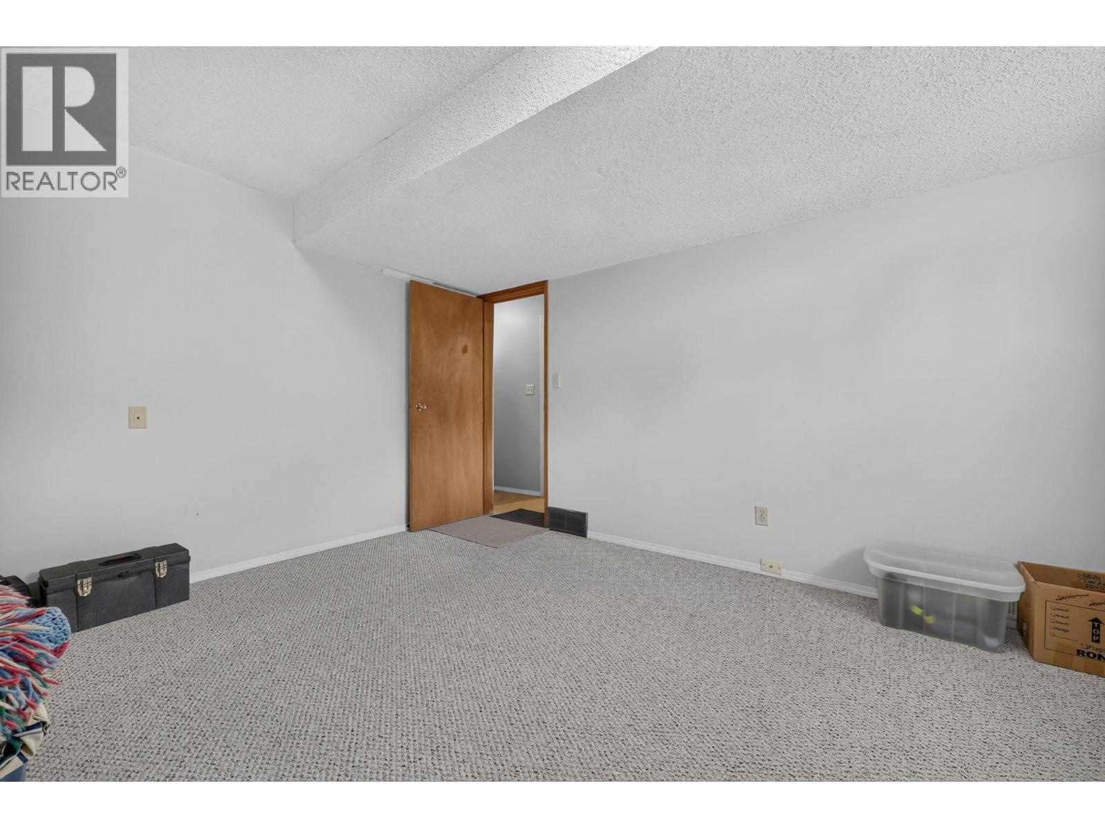 879 Trench Court, Kelowna, British Columbia  V1Y 8H3 - Photo 22 - 10402537