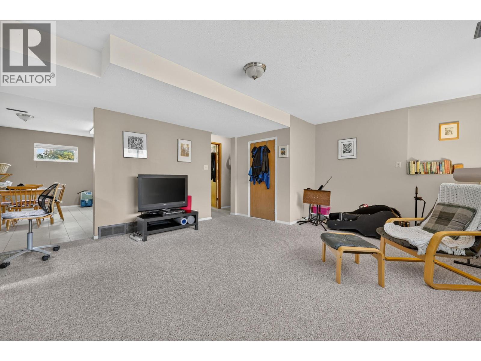 879 Trench Court, Kelowna, British Columbia  V1Y 8H3 - Photo 24 - 10402537
