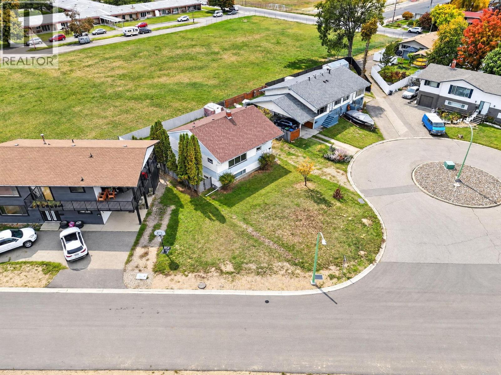 879 Trench Court, Kelowna, British Columbia  V1Y 8H3 - Photo 36 - 10402537