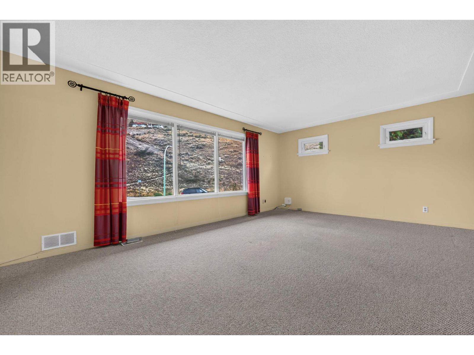 879 Trench Court, Kelowna, British Columbia  V1Y 8H3 - Photo 7 - 10402537