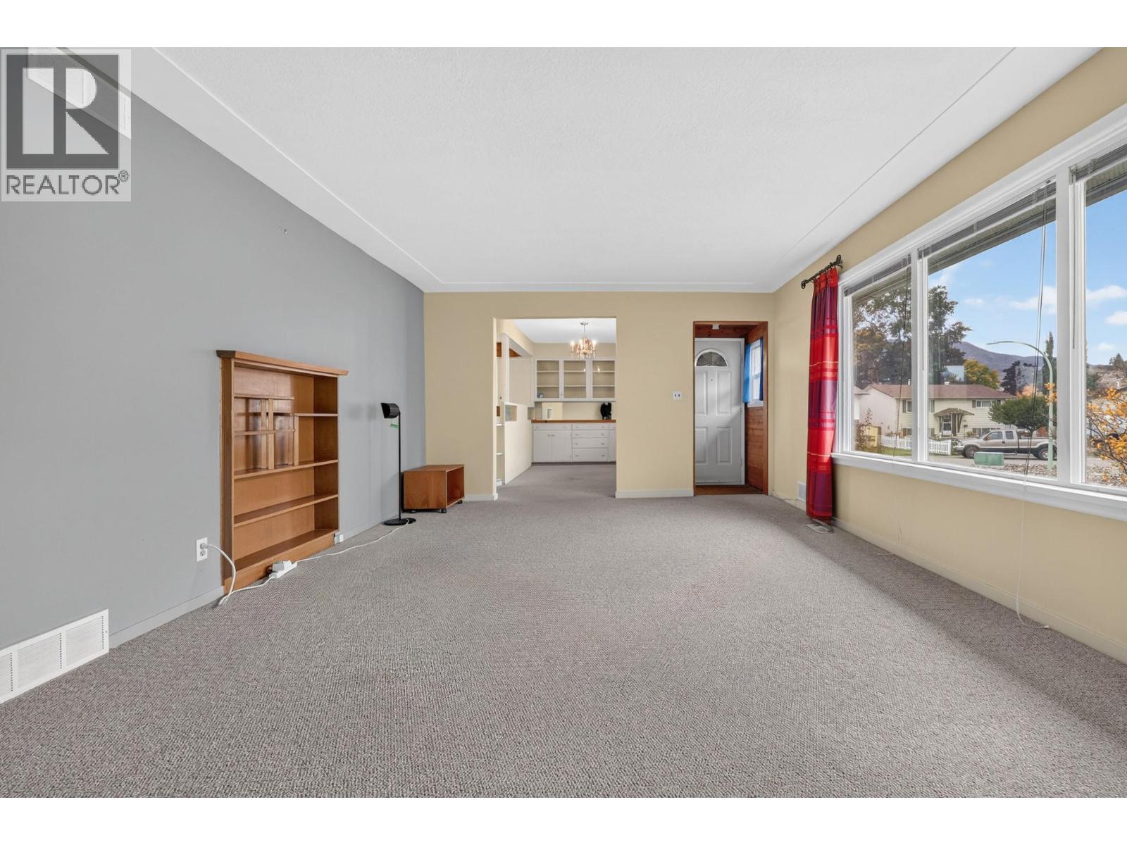 879 Trench Court, Kelowna, British Columbia  V1Y 8H3 - Photo 8 - 10402537