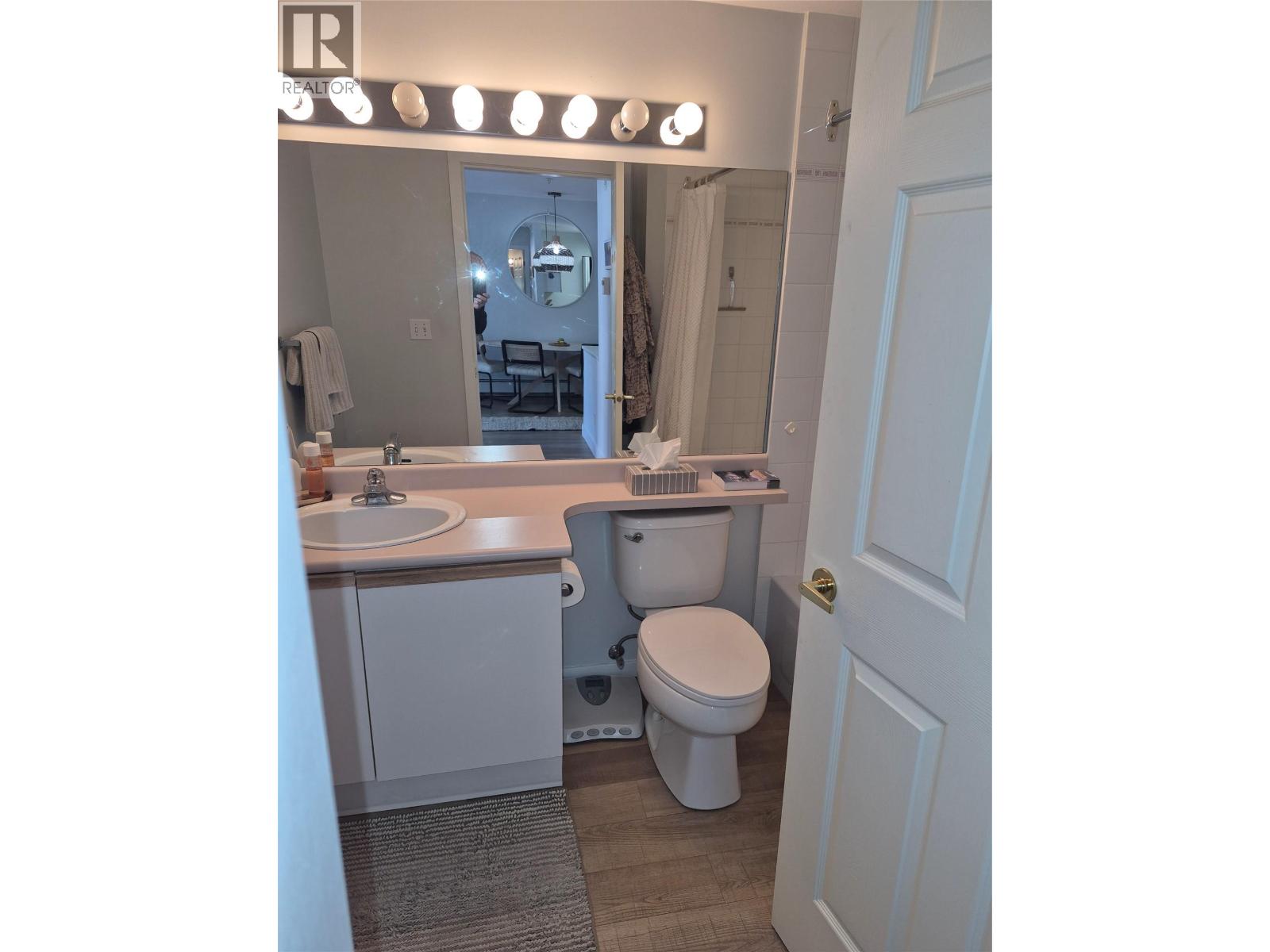360 Battle Street Unit# 204, Kamloops, British Columbia  V2C 2L6 - Photo 11 - 10403053