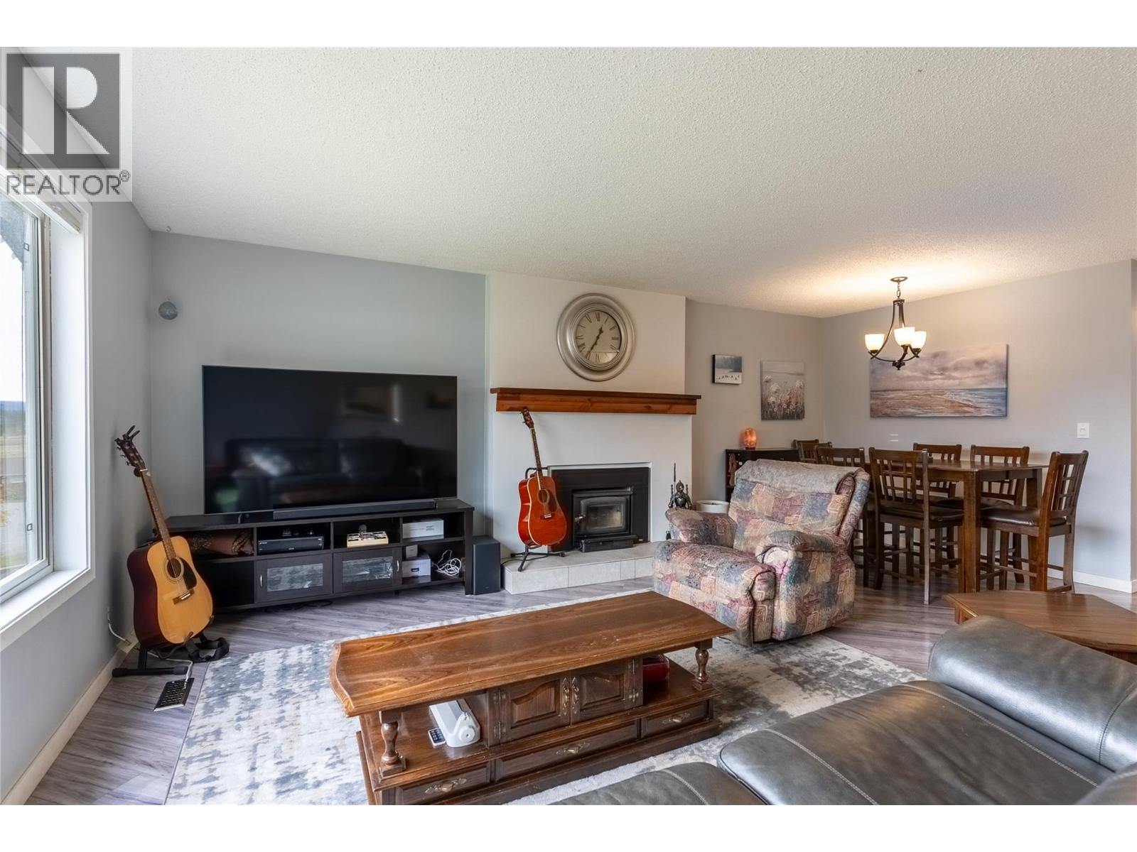 152 Birch Crescent, Logan Lake, British Columbia  V0K 1W0 - Photo 4 - 10402797