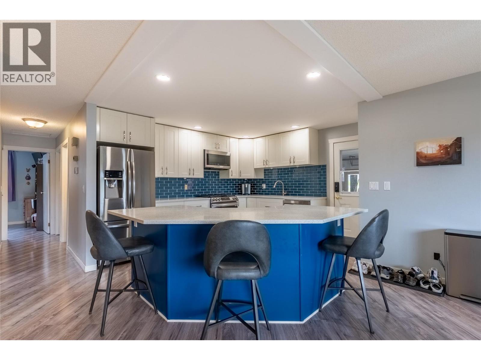 152 Birch Crescent, Logan Lake, British Columbia  V0K 1W0 - Photo 6 - 10402797