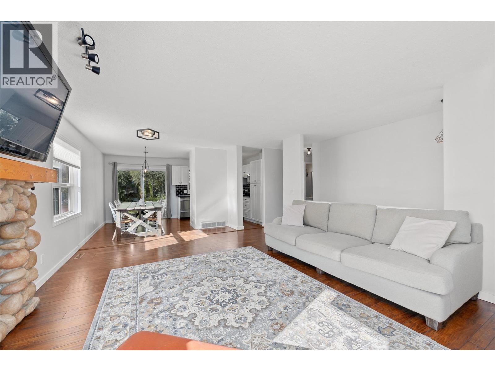 3220 Mciver Road, West Kelowna, British Columbia  V4T 1G1 - Photo 16 - 10402905