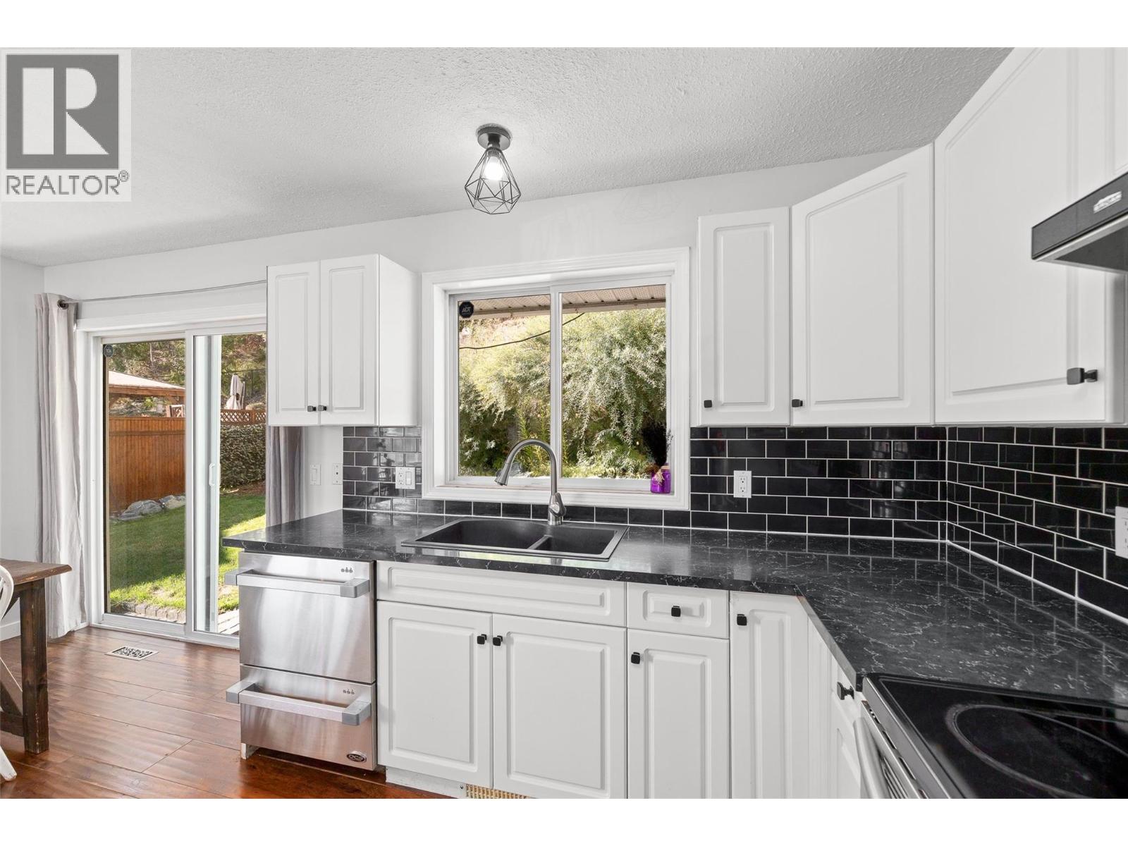 3220 Mciver Road, West Kelowna, British Columbia  V4T 1G1 - Photo 20 - 10402905