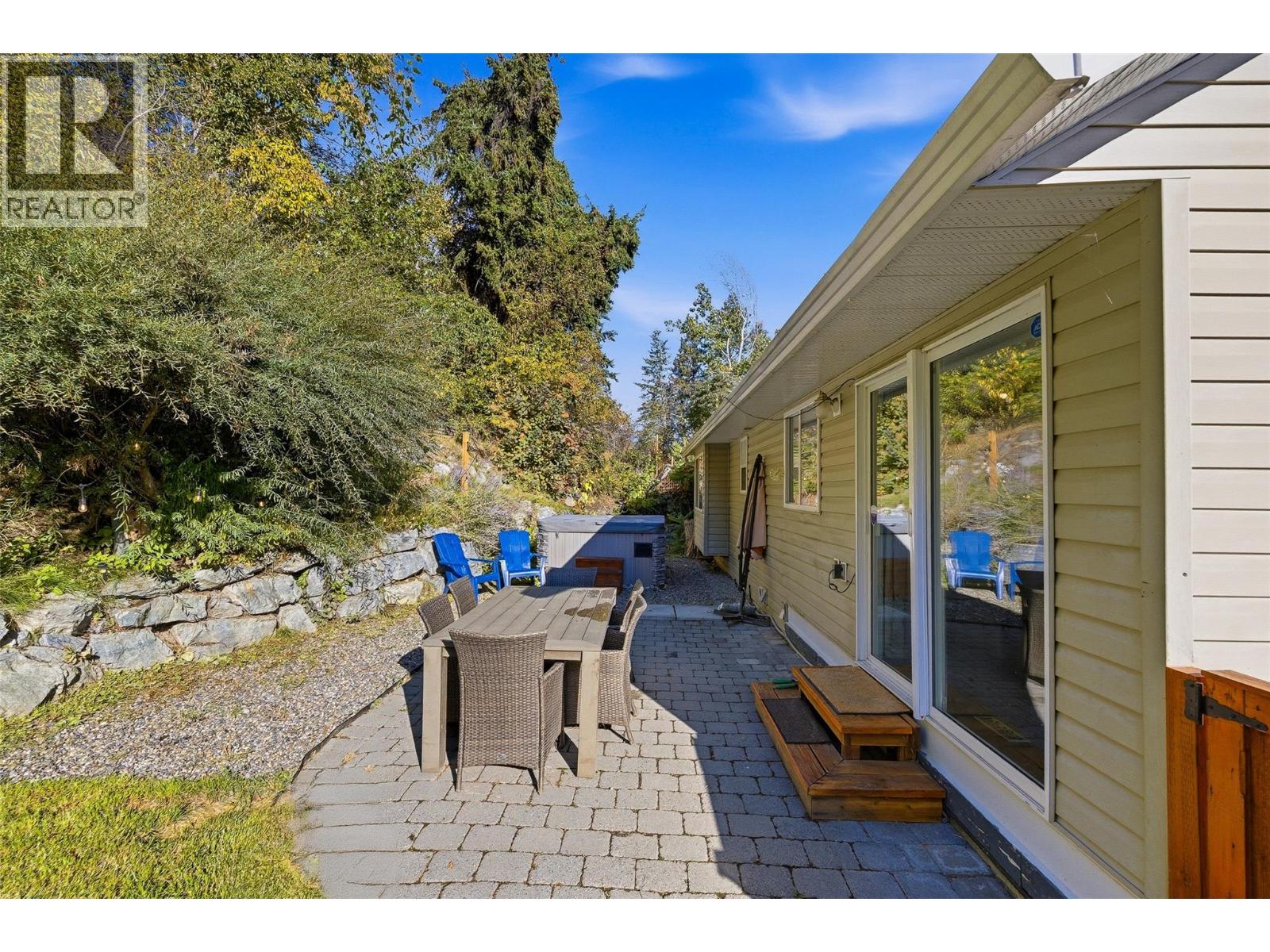 3220 Mciver Road, West Kelowna, British Columbia  V4T 1G1 - Photo 34 - 10402905