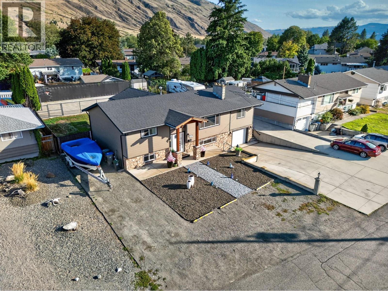 3441 Bray Place, Kamloops, British Columbia  V2B 6Y2 - Photo 2 - 10403022