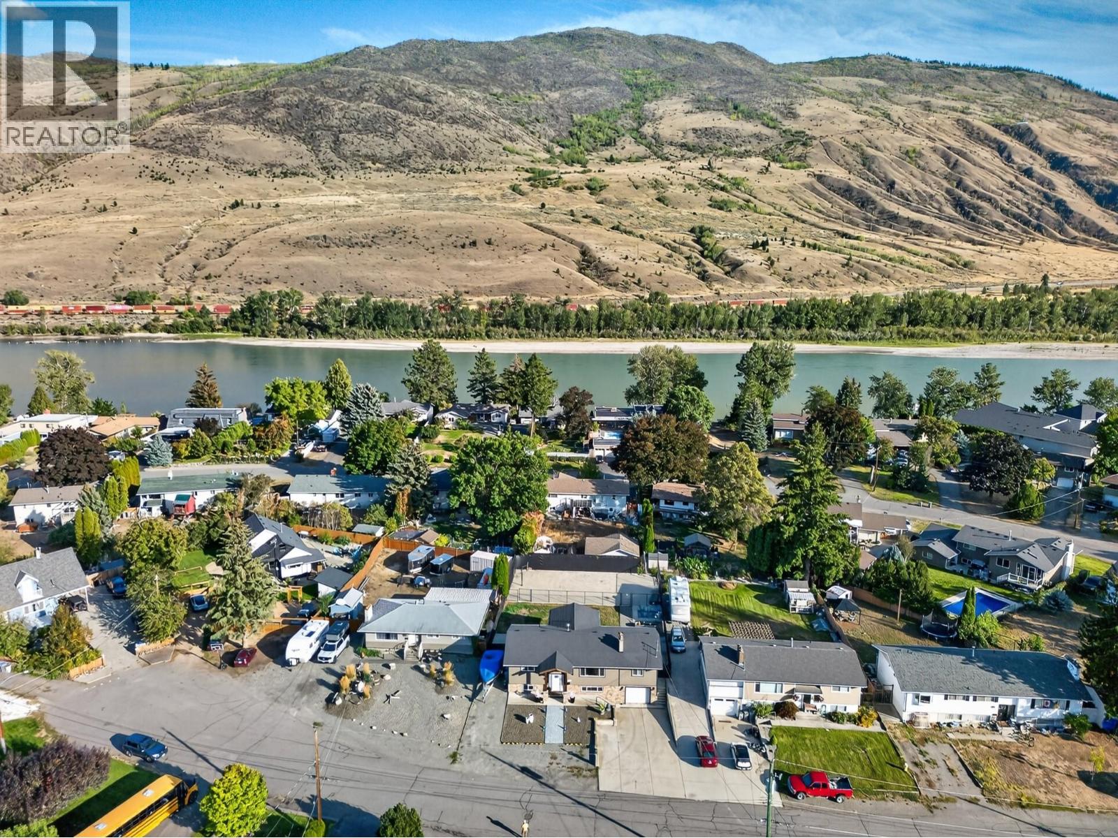 3441 Bray Place, Kamloops, British Columbia  V2B 6Y2 - Photo 5 - 10403022