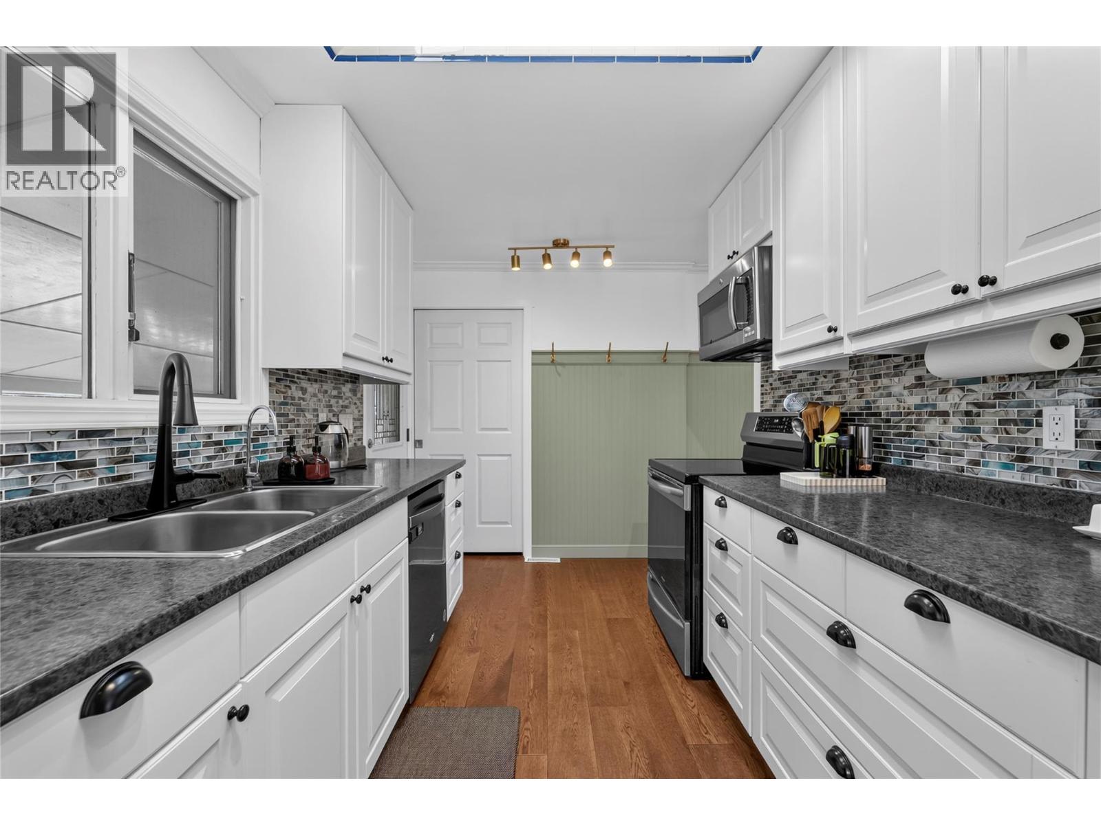 1270 Heustis Drive, Ashcroft, British Columbia  V0K 1A0 - Photo 5 - 10402243