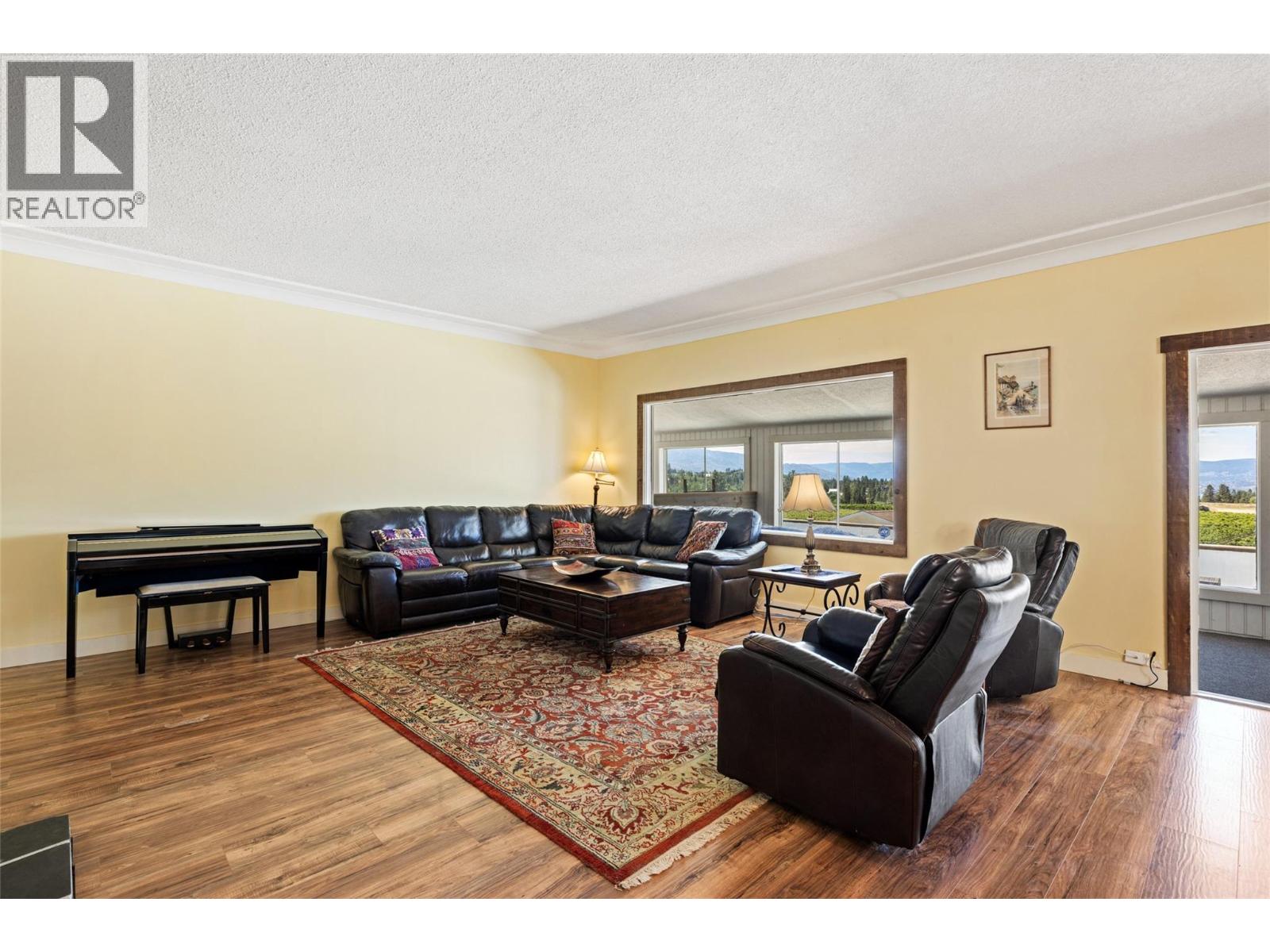 3299 Mcculloch Road, Kelowna, British Columbia  V1W 4G5 - Photo 15 - 10403198