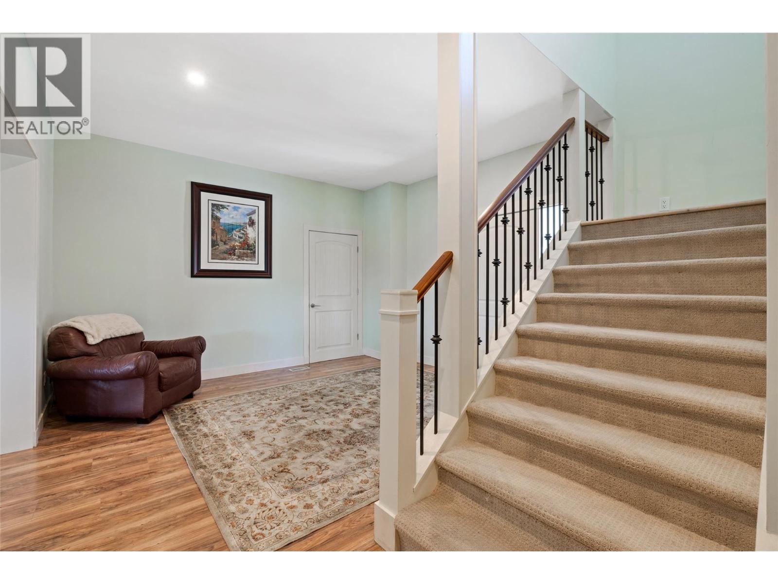 3299 Mcculloch Road, Kelowna, British Columbia  V1W 4G5 - Photo 23 - 10403198