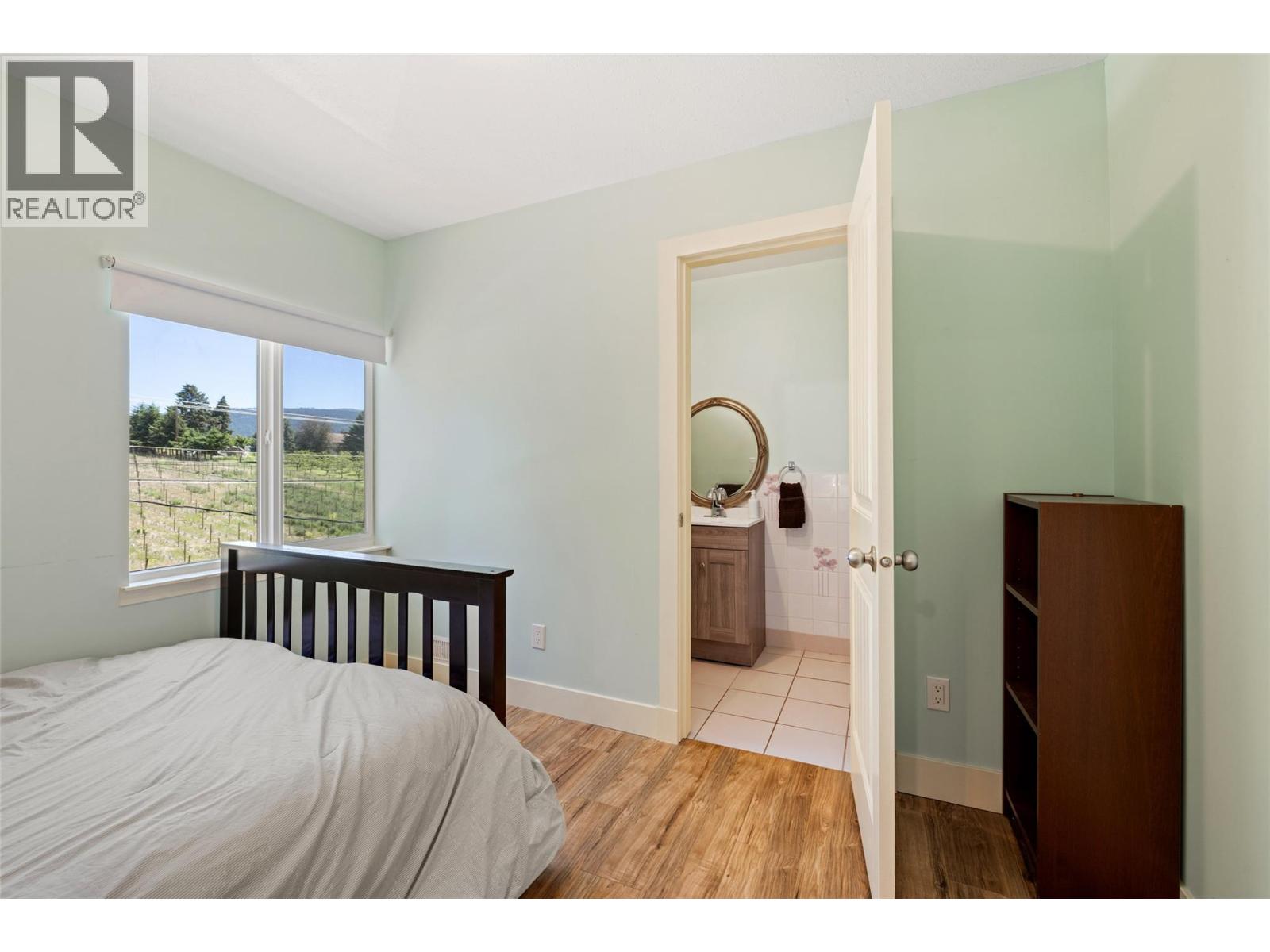 3299 Mcculloch Road, Kelowna, British Columbia  V1W 4G5 - Photo 37 - 10403198
