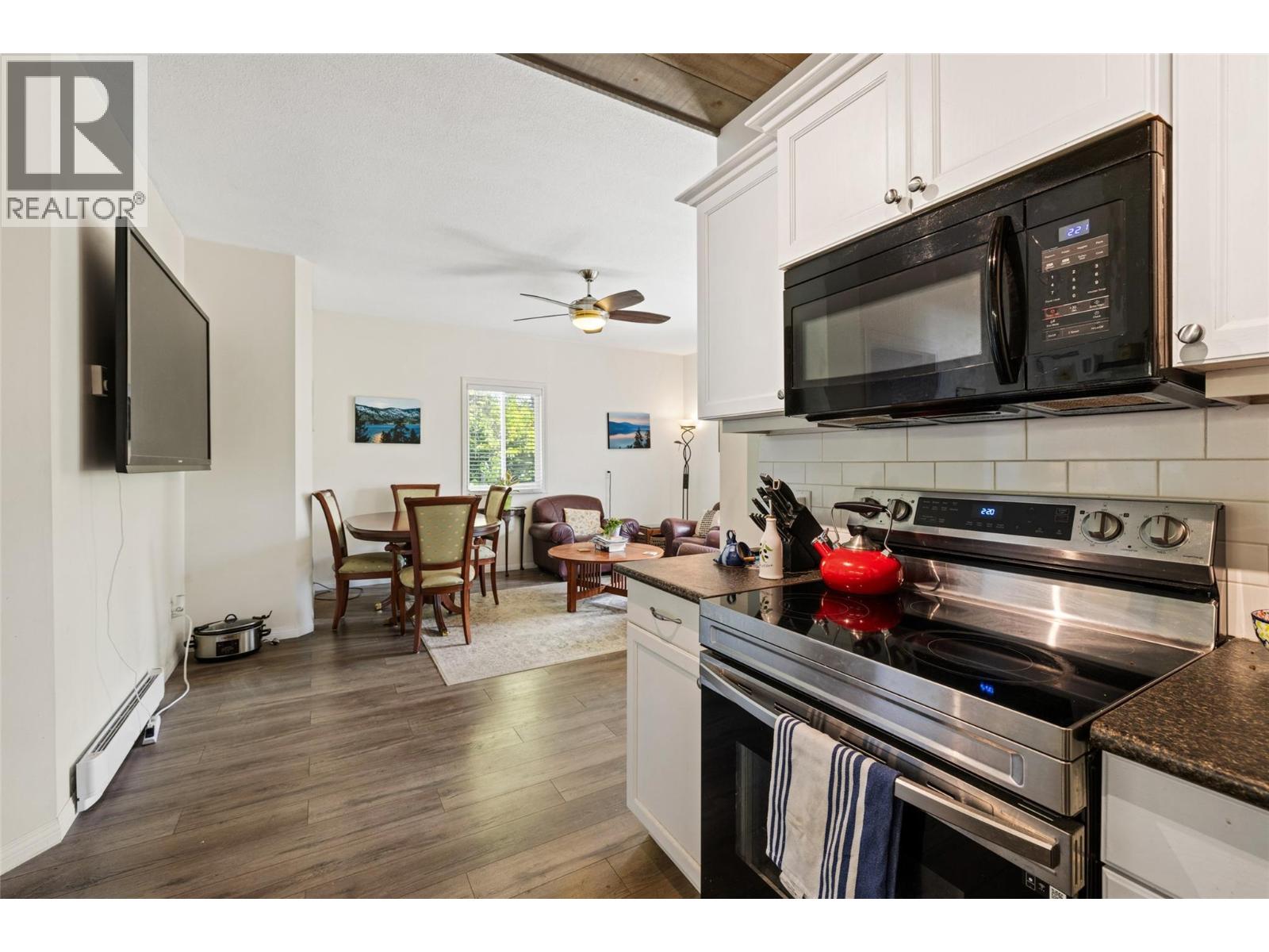 3299 Mcculloch Road, Kelowna, British Columbia  V1W 4G5 - Photo 55 - 10403198
