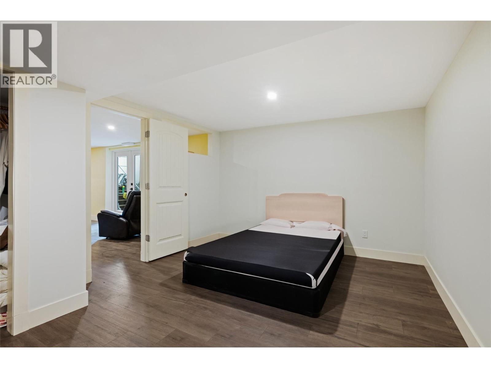 3299 Mcculloch Road, Kelowna, British Columbia  V1W 4G5 - Photo 63 - 10403198