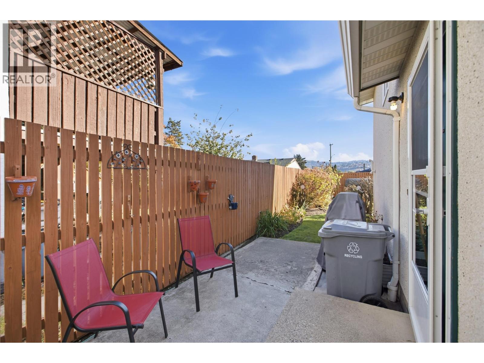 152 Elm Avenue, Kamloops, British Columbia  V2B 1L2 - Photo 2 - 10403031
