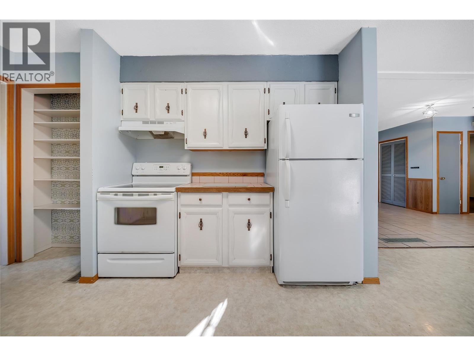 11408 Kalmalka Road, Coldstream, British Columbia  V1B 1M1 - Photo 21 - 10403134
