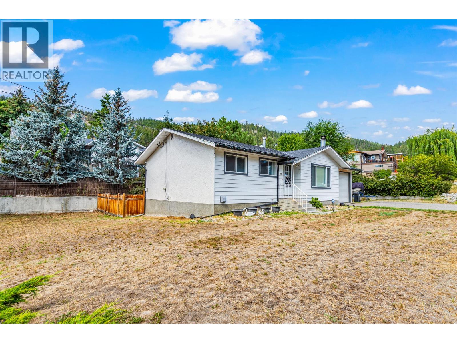 5911 Ehlers Road, Peachland, British Columbia  V0H 1X0 - Photo 1 - 10403215