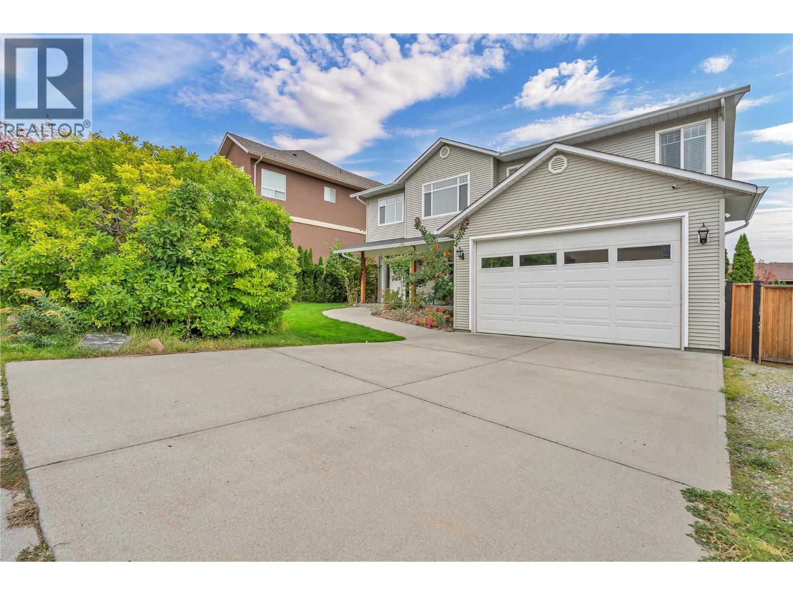 2390 Wiltse Drive, Penticton, British Columbia  V2A 7Y9 - Photo 2 - 10403193