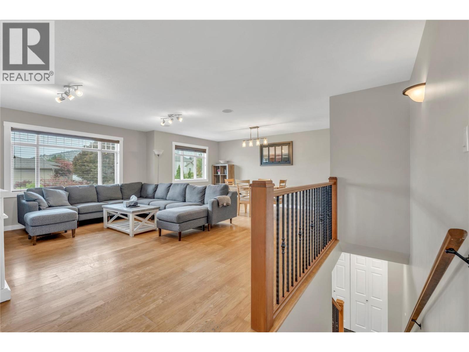 2390 Wiltse Drive, Penticton, British Columbia  V2A 7Y9 - Photo 6 - 10403193